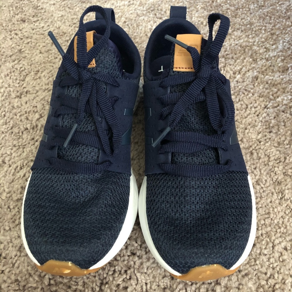 NIB New Balance running shoes navy blue size 6.5